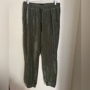 MASSIVE LUXURY EDITION Classic Velour‎ Jogger Sweatpants Olive Green Men's Sz M